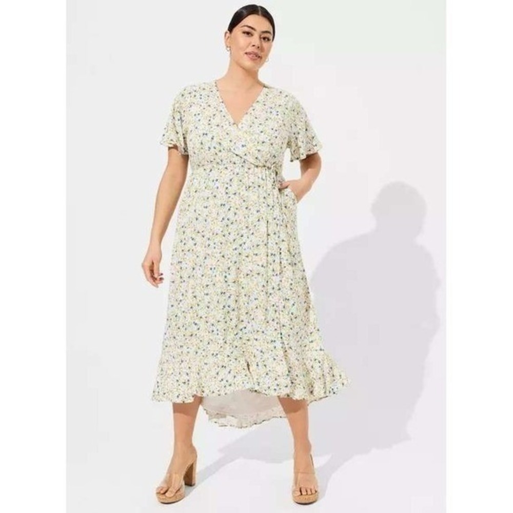 Torrid Floral High-Low Wrap Midi Dress Romantic Summer Event Garden Party Size 0